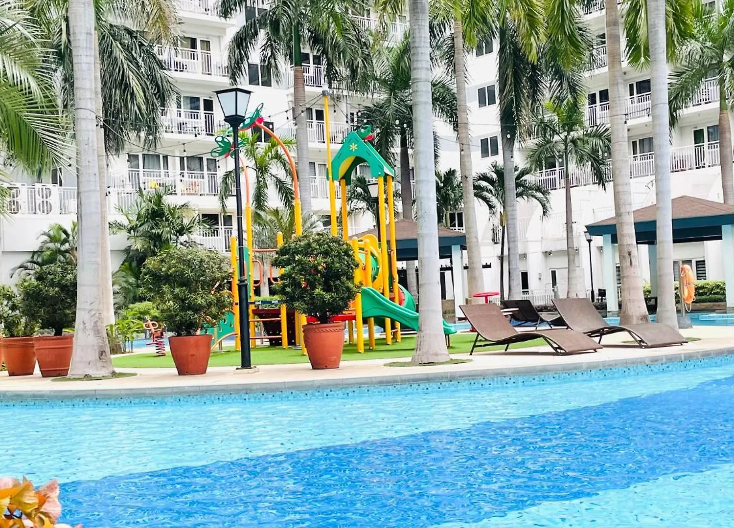 Shell Residences Condotel Near Naia And Mall Of Asia Manila